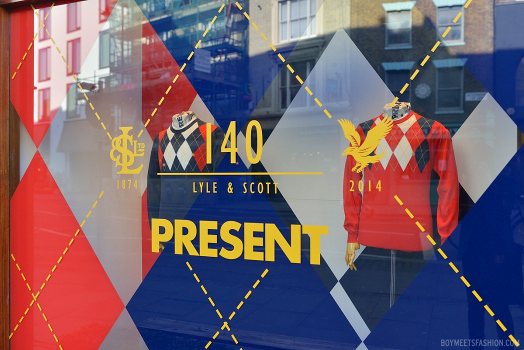 LYLE-AND-SCOTT-PRESENT-03