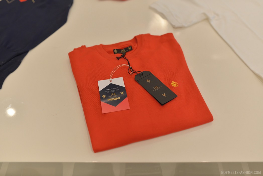LYLE-AND-SCOTT-PRESENT-04