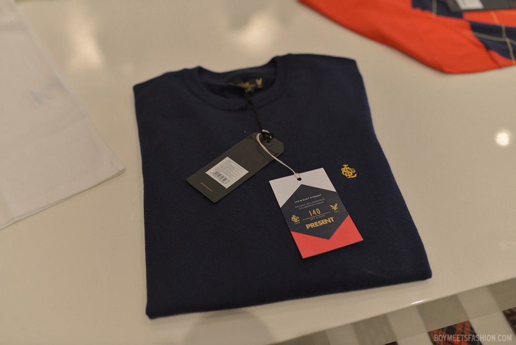 LYLE-AND-SCOTT-PRESENT-05