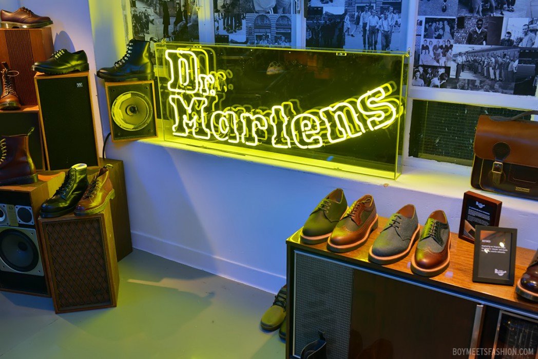 DR-MARTENS-AW14-01