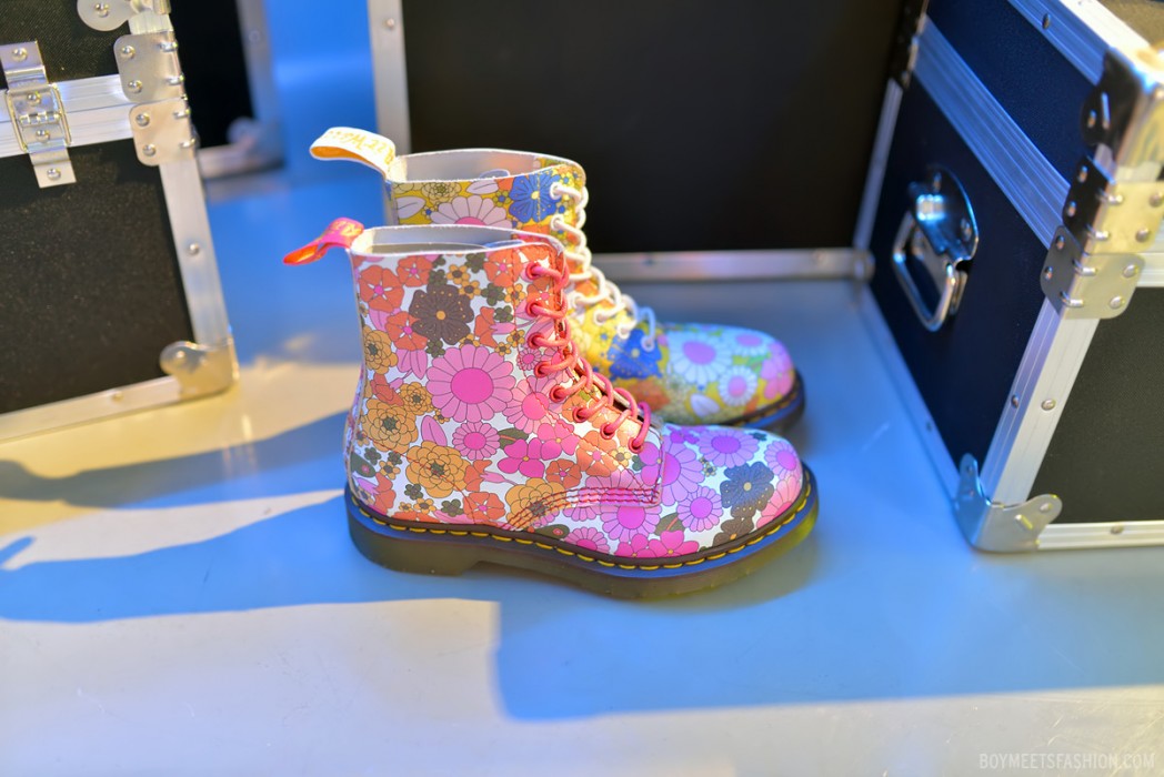 DR-MARTENS-AW14-12