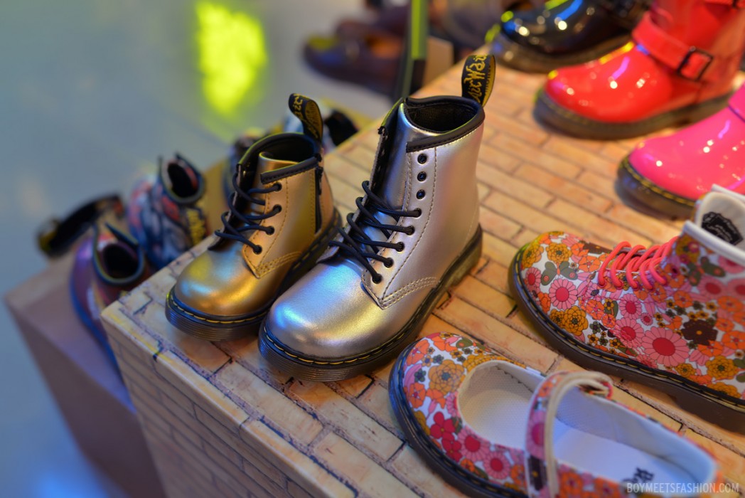 DR-MARTENS-AW14-14