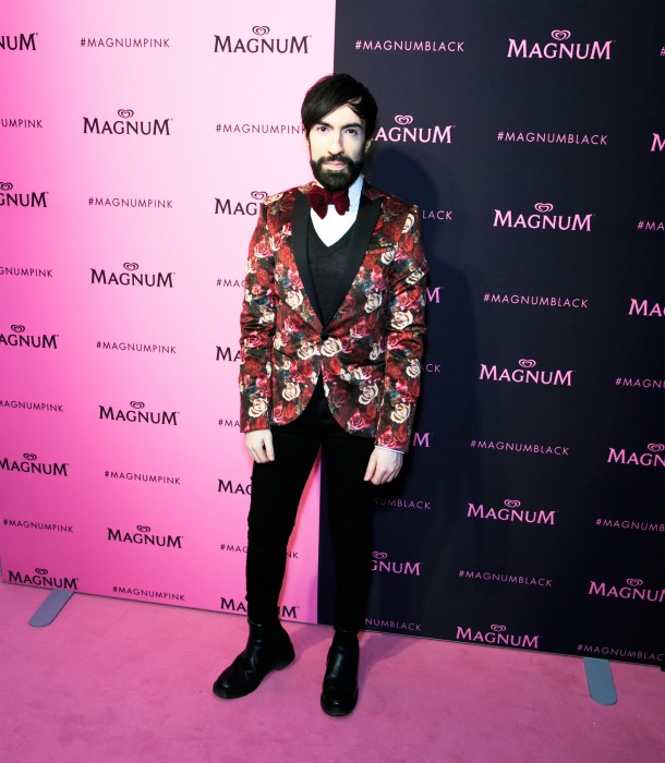 MAGNUM-PINK-BLACK-PARTY-01