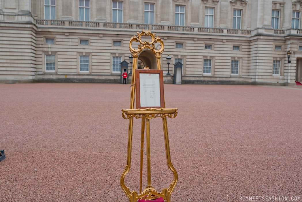 ROYAL-BABY-BUCKINGHAM-PALACE-03