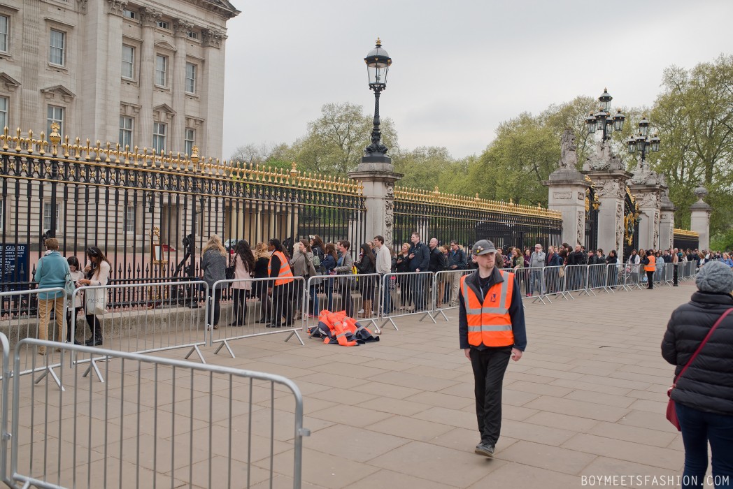 ROYAL-BABY-BUCKINGHAM-PALACE-05